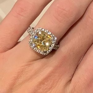 Berricle citrine like cz coctail/engagement ring in 925 silver